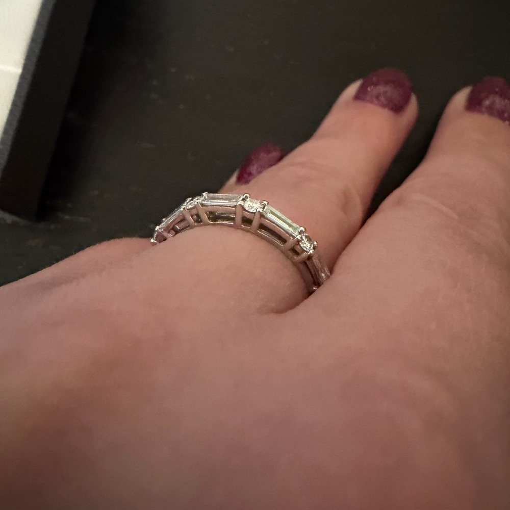 Wedding band - Picture 2 of 5